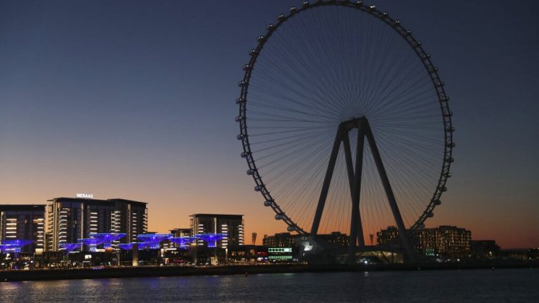 المغرب يعرض استضافة مشروع العجلة العملاقة بعد تعثره في مدريد بسبب اعتراضات بيئية