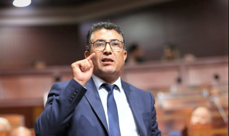 حموني: احتجاجات “آيت بوكماز” إنذار للحكومة كي تصون كرامة المواطنين