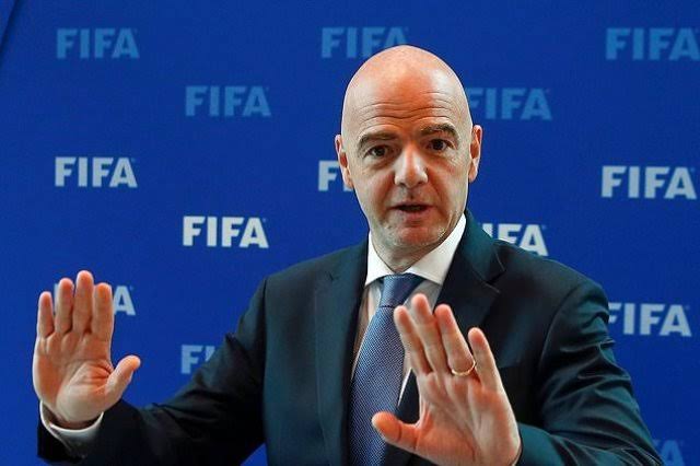 رئيس “فيفا” جياني إنفانتينو يحل بمدينة أكادير