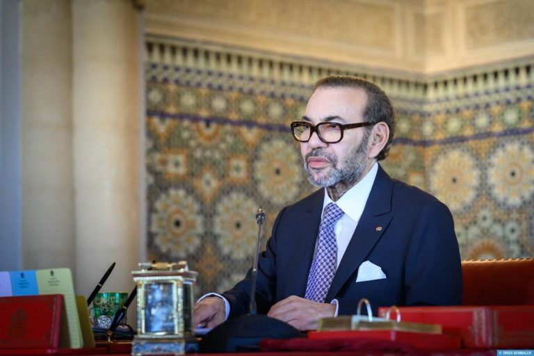 الملك يعزي في وفاة أحمد فرس: نجم كبير وغيور على الراية القميص الوطنيين