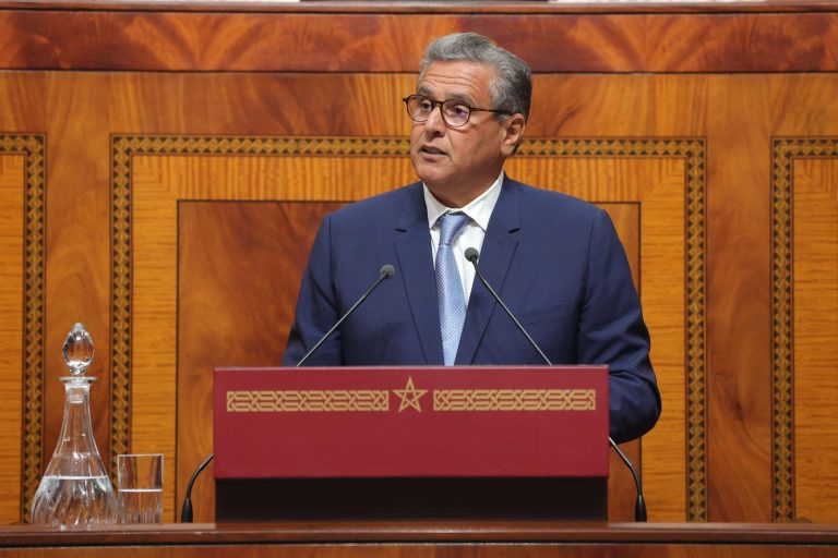 أخنوش: خفضنا أسعار 4500 دواء ونواجه “هجرة الأطباء” برفع الأجور