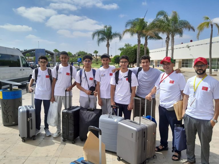 المغرب يرسل نخبة شبابه لتمثيل المملكة في الأولمبياد الدولية للرياضيات بأستراليا