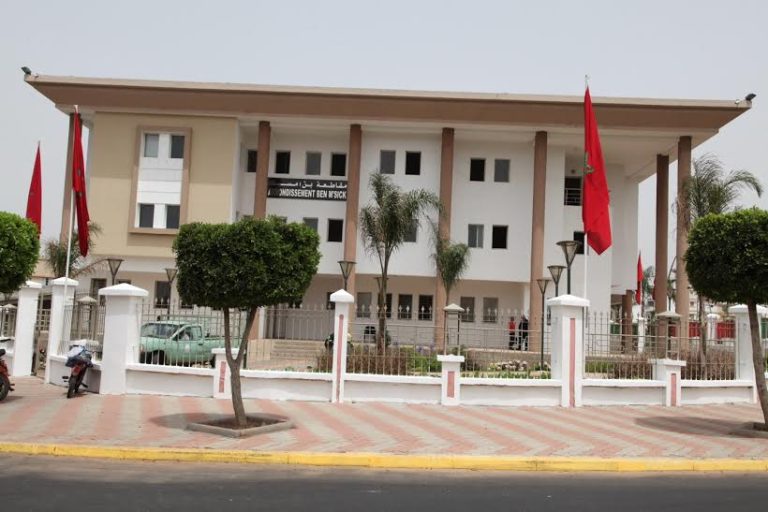 البيضاء تطوي صفحة “الحفرة”.. نهاية درب خليفة الآيل للسقوط وترحيل مئات الأسر
