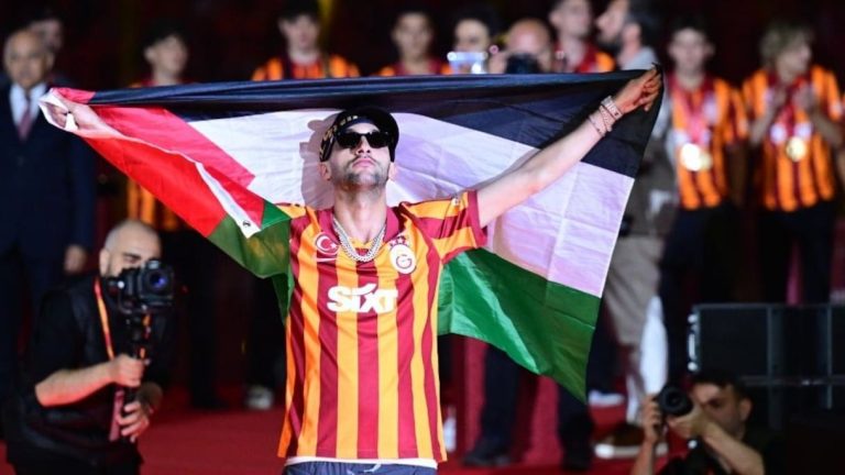 ضمنهم زياش.. لاعبون مغاربة ينخرطون في التنديد بتجويع الغزيين