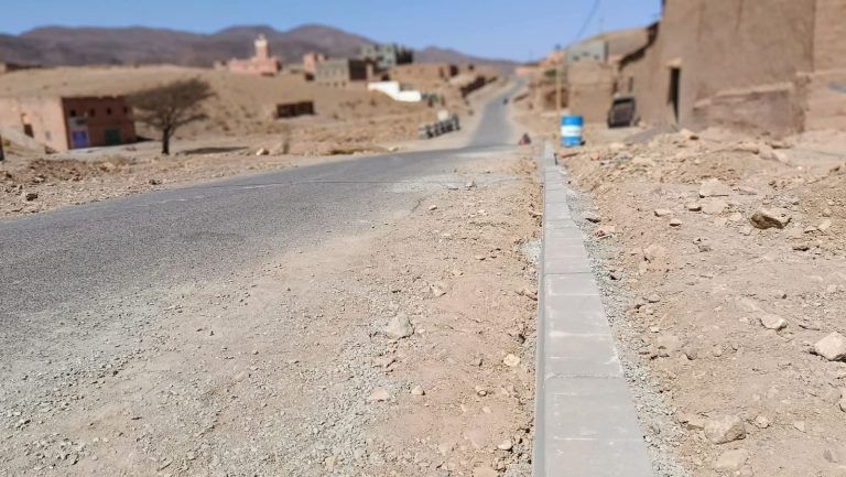 دراجات نارية معدلة تثير الإزعاج ليلا بين مزكيطة وأكدز وتهدد سلامة مستعملي الطريق