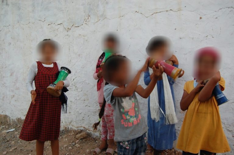 من الإحتفال إلى التسول.. “الطعارج” تتحول إلى أدوات استجداء بشوارع مراكش – Kech24: Morocco News – كِشـ24 : جريدة إلكترونية مغربية