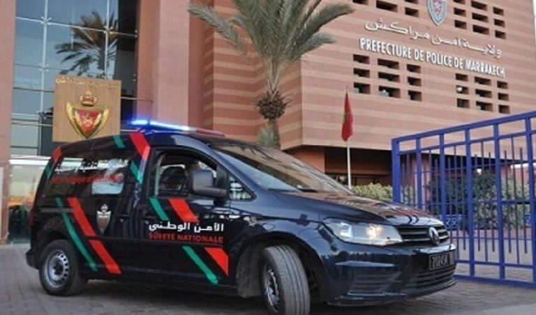 الرقم الأخضر يطيح بقائد وعون سلطة بمراكش متلبسين بتلقي رشوة داخل مقهى