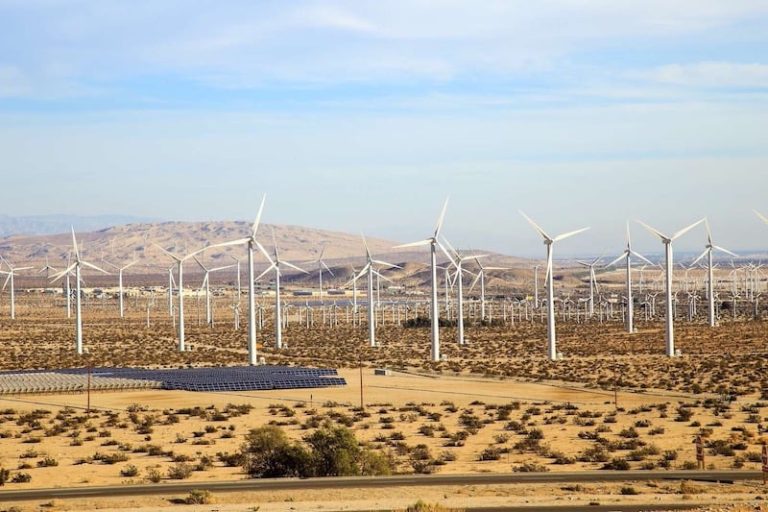 الاستثمار الأمريكي يطرق أبواب الصحراء المغربية.. واشنطن تترجم دعمها بتمويلات تنموية بـ 5 مليارات دولار